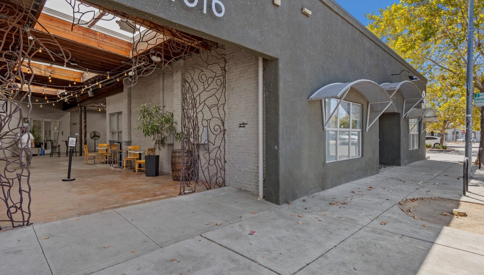 1616 Del Paso Blvd – Restaurant Space with Kitchen & Courtyard